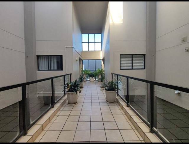 3 BEDROOM APARTMENT FOR SALE IN MARGATE BEACH